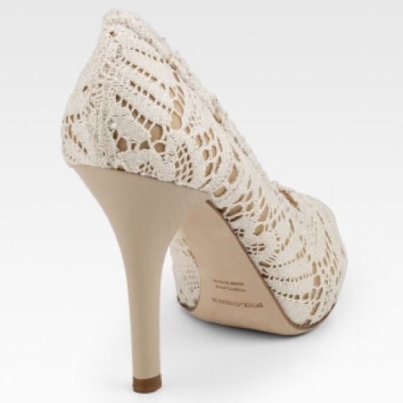 Dolce & Gabbana Ivory Crochet & Mesh Pumps 40 NWT - Picture 2 of 4